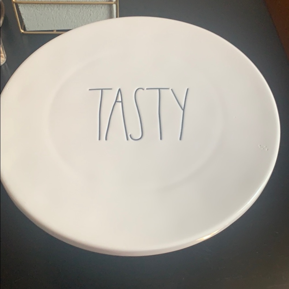 Cake stand